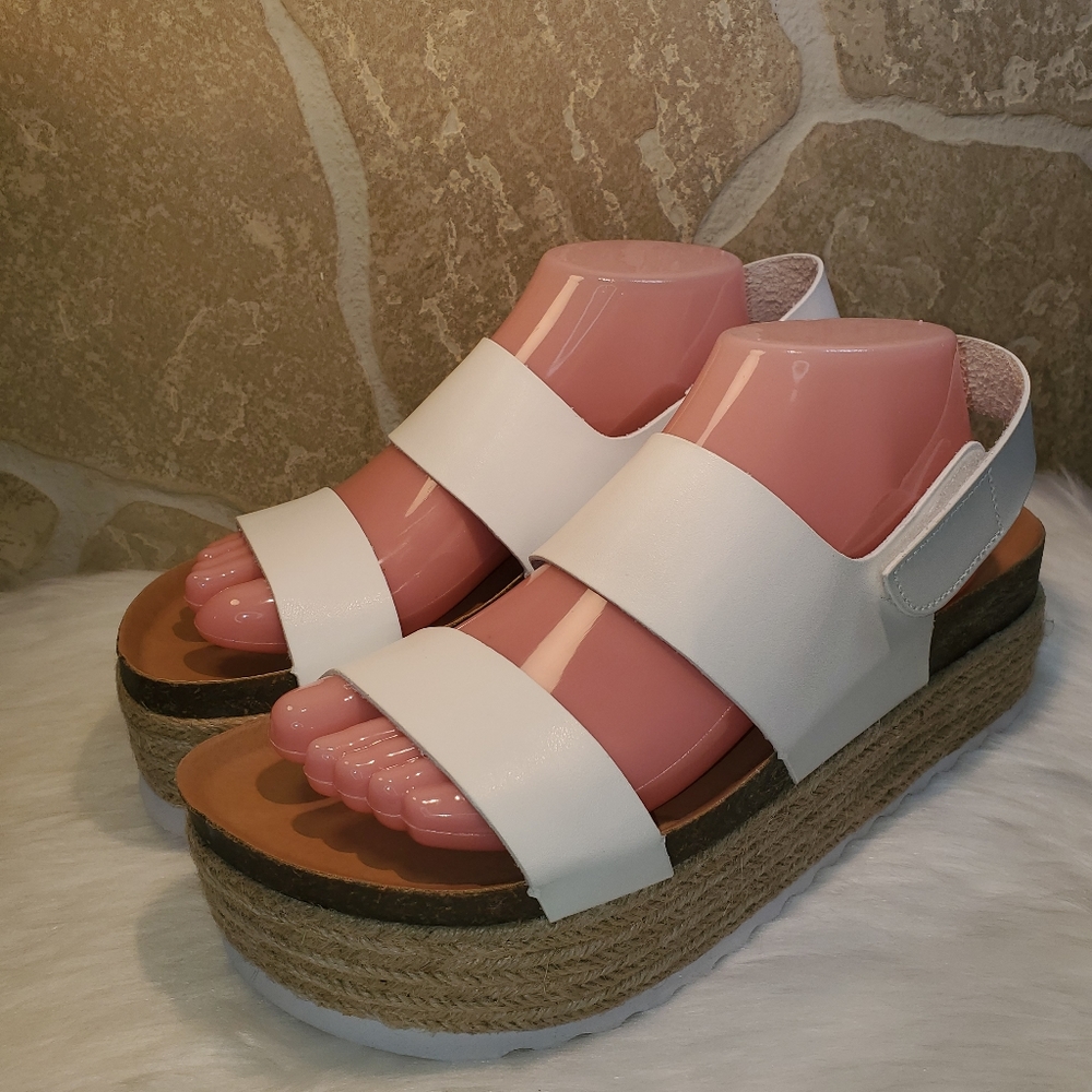 WOMENS SANDALS WHITE DIRTY LAUNDRY